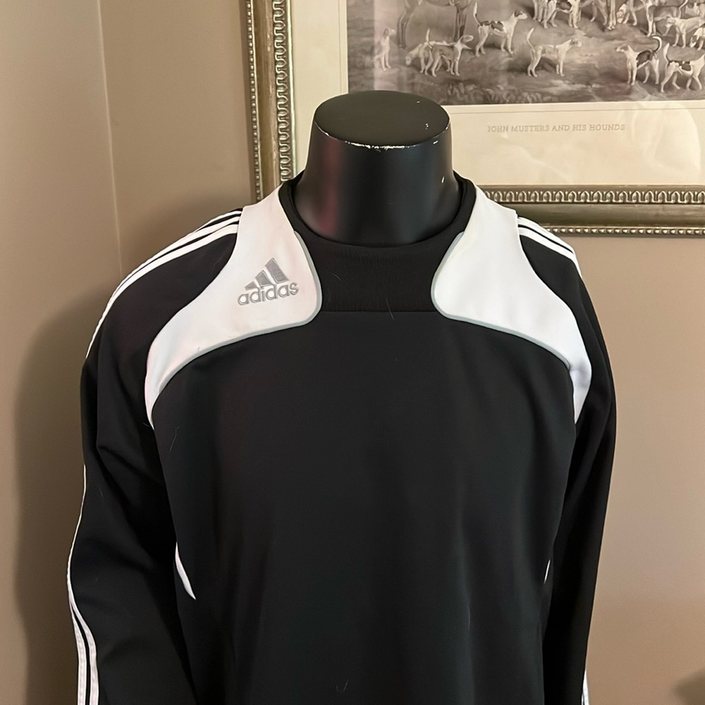 Adidas clima365 sweatshirt in size XL.Used condition but no snags tears or holes